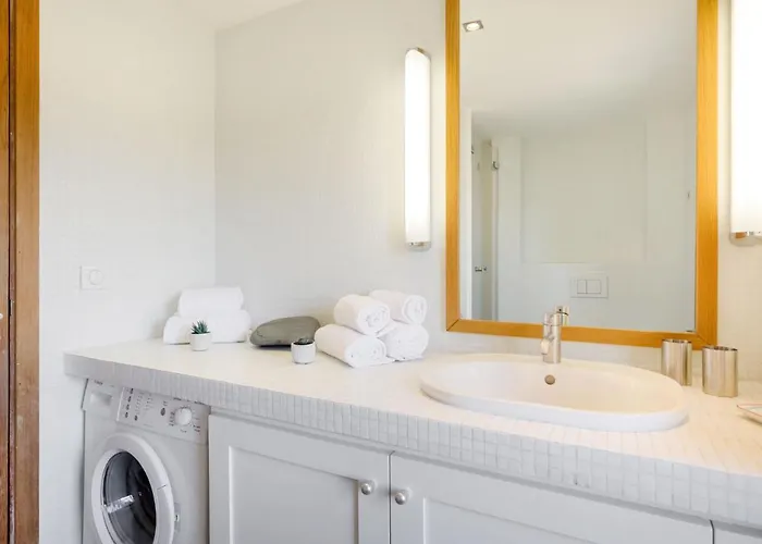 La Porte Genoise By Interhome *